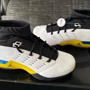 Size 11 - Air Jordan 17 Retro SP 2024 Low All Star - Lightning